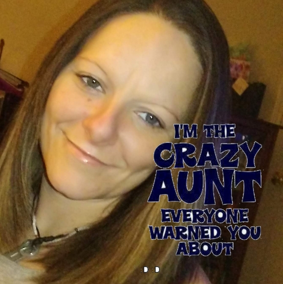 Meet your Posher, Tiffany - Picture 1 of 1